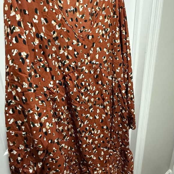 SHEIN Brown Floral Long Sleeve Dress - Picture 3 of 4